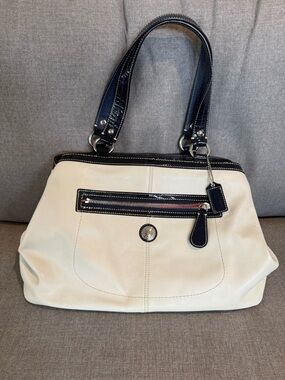 Coach Bone and Navy Leather Shoulder Bag